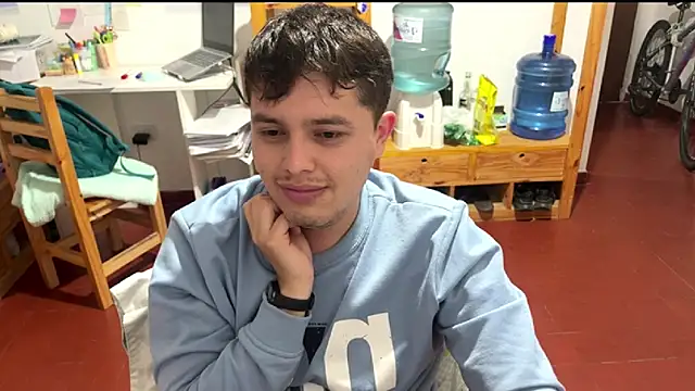 Haustin202 online show from November 7, 2025, 12:26 am