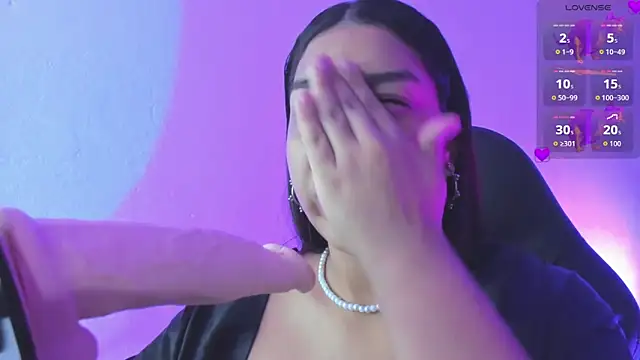 giselle upp online show from September 13, 2025, 12:32 am