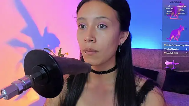 alicemoon   online show from November 15, 2025, 10:08 am