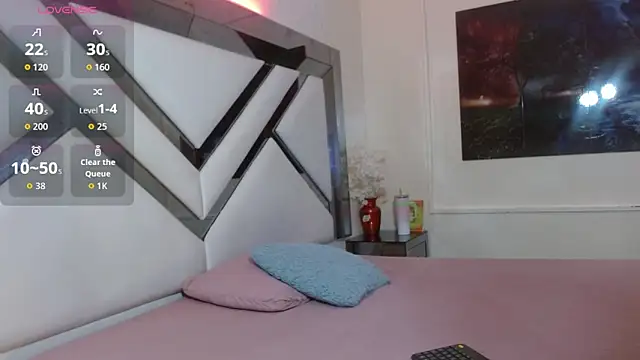 Snapshot of samara_selene chatting on February 10, 2026, 7:02 pm samara selene online show from February 10, 2026, 7:02 pm