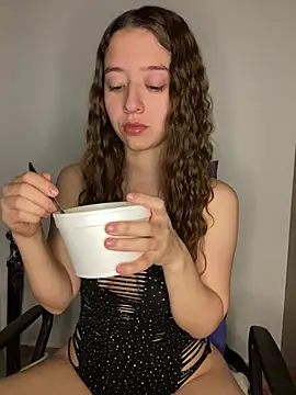 Snapshot of -rosi chatting on February 14, 2026, 2:12 am -rosi online show from February 14, 2026, 2:12 am