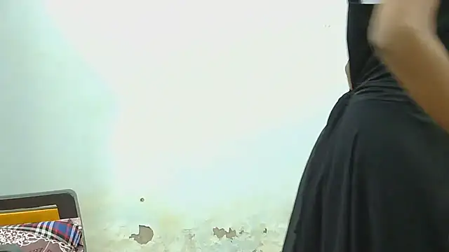 Aarti misty71 online show from October 6, 2025, 5:08 am