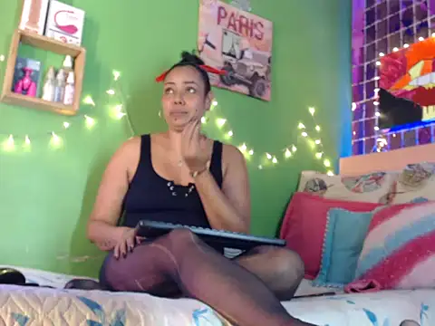 katherinnyazz online show from January 8, 2026, 12:33 pm