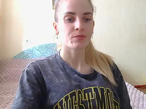 JayeTyler online show from March 4, 2026, 7:05 am