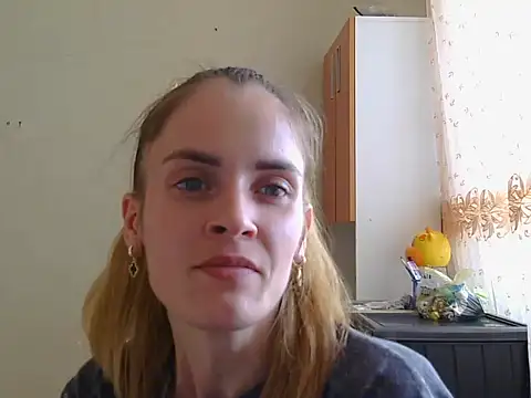 JayeTyler online show from November 14, 2025, 7:56 am