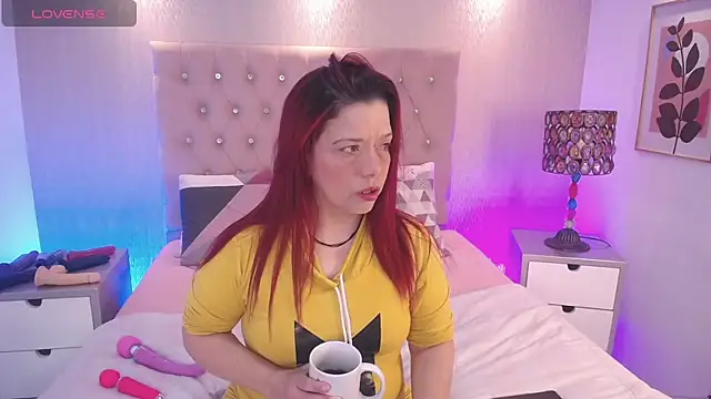 VeronicaBlake online show from November 13, 2025, 1:15 pm