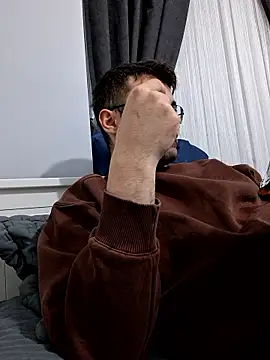 Obstacless online show from January 16, 2026, 5:28 pm