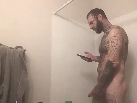 Snapshot of BlueCollarTattoos chatting on April 1, 2026, 8:50 pm BlueCollarTattoos online show from April 1, 2026, 8:50 pm