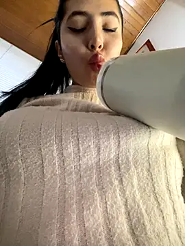 oh nina online show from November 28, 2025, 10:21 pm