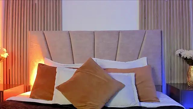 Victoria Beaumont online show from October 11, 2025, 12:17 pm