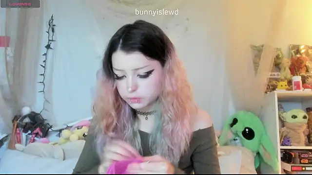 Snapshot of bunnyislewd chatting on July 24, 2026, 4:30 am bunnyislewd online show from July 24, 2026, 4:30 am