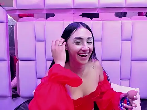 Issabela Mackey  online show from January 15, 2026, 4:05 am