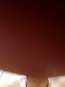 Hiroshi Shen online show from November 28, 2025, 10:15 am