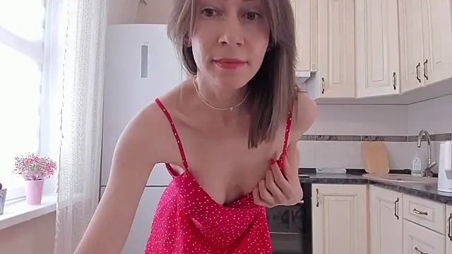 Snapshot of GoodGlamorGirl chatting on March 2, 2026, 3:51 am GoodGlamorGirl online show from March 2, 2026, 3:51 am