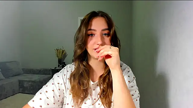 Snapshot of Wise_Bunny chatting on February 14, 2026, 11:32 am Wise Bunny online show from February 14, 2026, 11:32 am