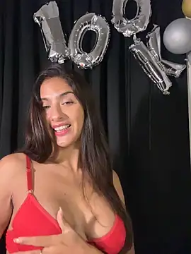 chicachocolate01 online show from April 9, 2026, 5:20 am