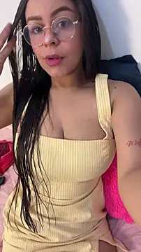 sweet shadil  online show from March 8, 2026, 11:57 am