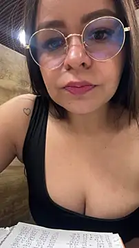 sweet shadil  online show from January 10, 2026, 1:39 pm