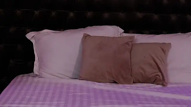 Snapshot of StephanyMillan chatting on February 22, 2026, 6:27 am StephanyMillan online show from February 22, 2026, 6:27 am