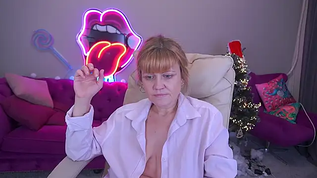 BellaLaPetit online show from January 7, 2026, 5:51 pm