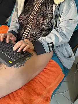 Eris  online show from April 18, 2026, 6:38 am