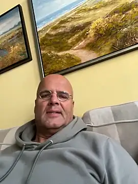 Renebisex online show from November 4, 2025, 10:19 am