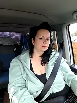 Chrissy Christal online show from October 8, 2025, 8:16 am