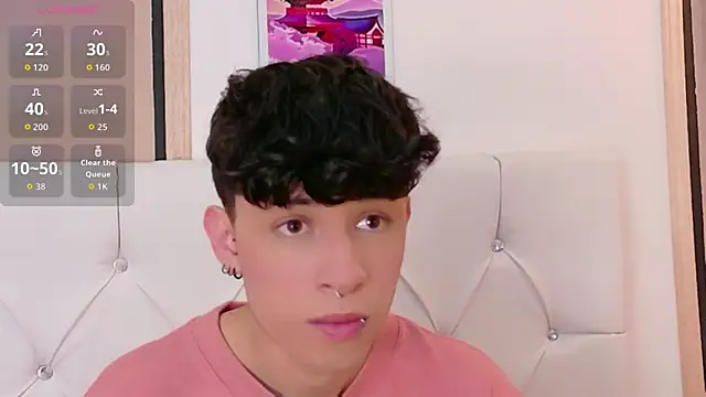 Axel  Evans online show from April 9, 2026, 12:33 pm