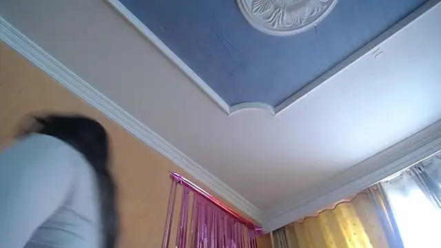 miss lilieth online show from October 30, 2025, 1:42 pm