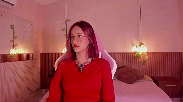 Snapshot of daphne_courtis chatting on February 6, 2026, 3:24 am daphne courtis online show from February 6, 2026, 3:24 am