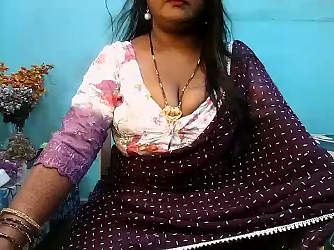 PREETI BABY online show from October 13, 2025, 4:36 am