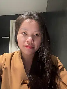 Bella 7777 online show from May 25, 2026, 12:48 pm
