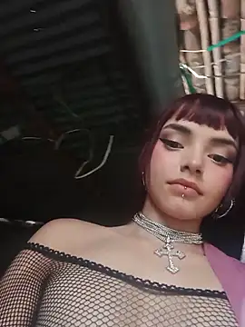 Mia Monroee online show from June 2, 2026, 8:31 pm