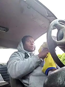 uratre online show from April 14, 2026, 3:28 pm