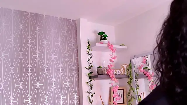 Snapshot of Celine_Lee chatting on October 30, 2025, 5:32 pm Celine Lee online show from October 30, 2025, 5:32 pm