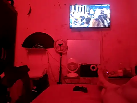 Snapshot of Kellye_hotTs chatting on October 13, 2025, 4:58 am Kellye hotTs online show from October 13, 2025, 4:58 am