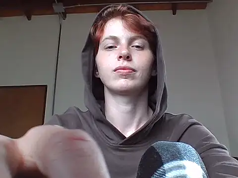 nyxofempusa online show from October 15, 2025, 4:04 pm