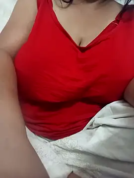 Snapshot of chocobbsneha567 chatting on May 11, 2026, 12:23 am chocobbsneha567 online show from May 11, 2026, 12:23 am