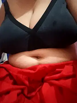 chocobbsneha567 online show from October 6, 2025, 1:18 am