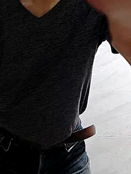 25monster online show from December 20, 2025, 7:11 am