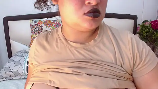 Madison Copers online show from December 17, 2025, 12:48 am