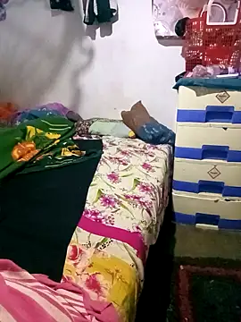 BabyHansi online show from October 4, 2025, 4:08 pm