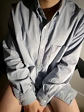 111owo111 online show from October 28, 2025, 1:54 pm