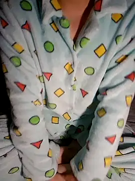 111owo111 online show from October 19, 2025, 2:09 pm