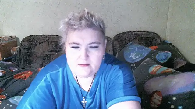 Lana555 online show from April 10, 2026, 9:00 pm