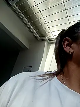 Asuna yuuky online show from December 1, 2025, 2:07 pm