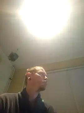 piercingpik online show from February 7, 2026, 10:18 pm