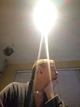 piercingpik online show from October 4, 2025, 9:38 pm