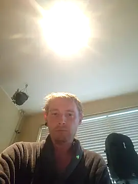 piercingpik online show from May 17, 2026, 4:29 pm