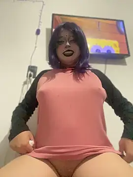 Lucy YupiSweet online show from April 22, 2026, 7:48 am